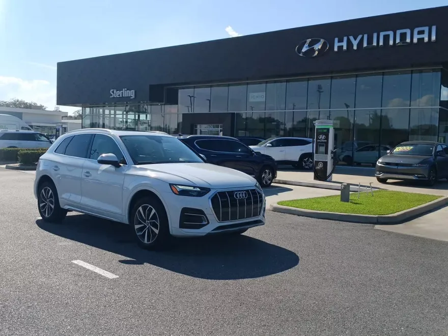 2021 Audi Q5 Premium Plus photo 1