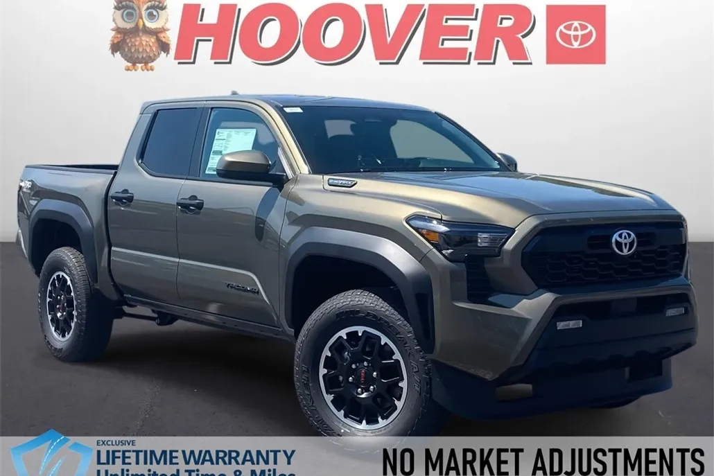 2025 Toyota Tacoma TRD Off-Road 4x4 Double Cab photo 1