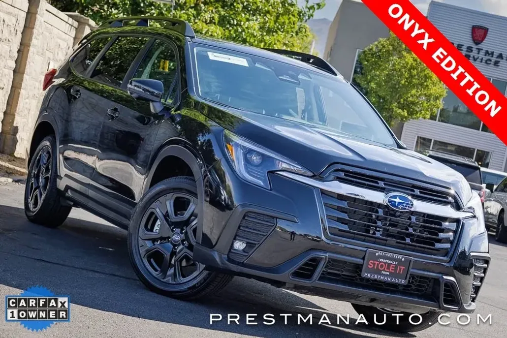 2023 Subaru Ascent Onyx Edition photo 1