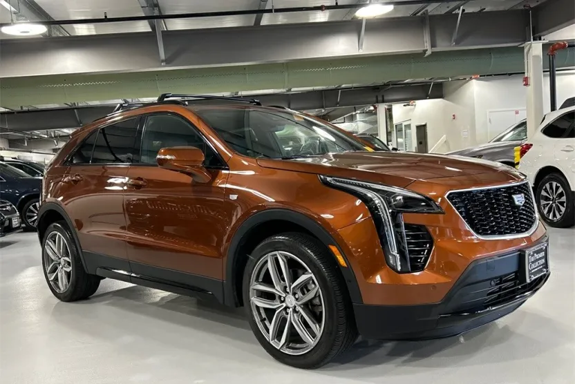2019 Cadillac XT4 Sport photo 1