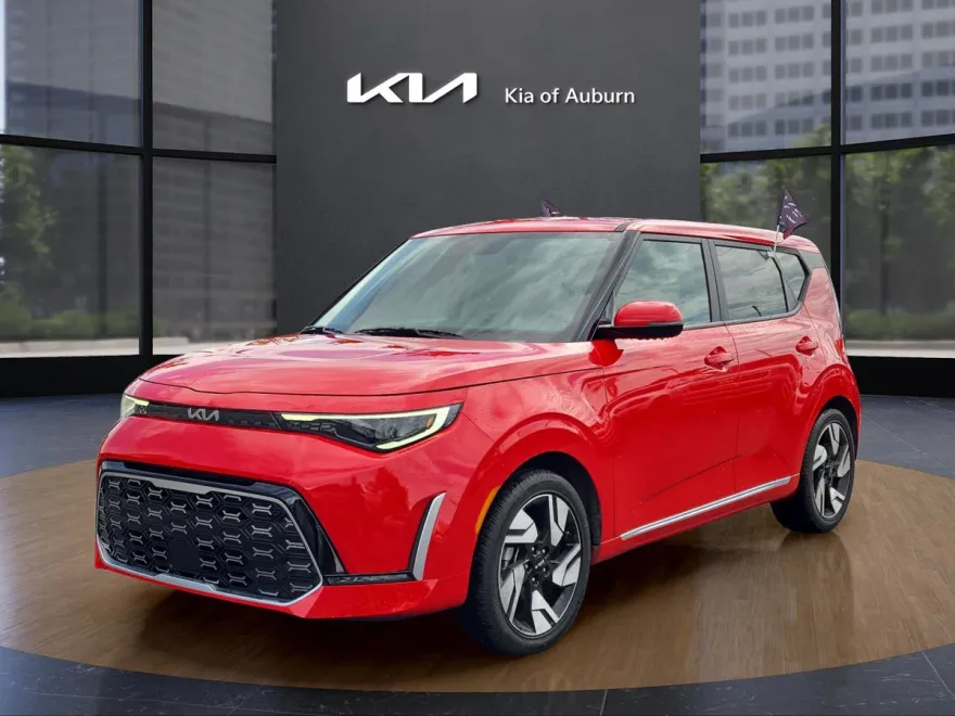 2024 Kia Soul GT-Line photo 1