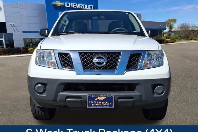 2017 Nissan Frontier S photo 1