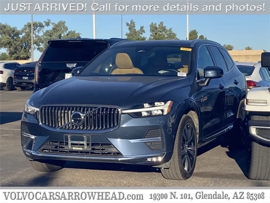 2023 Volvo XC60 B5 Ultimate photo 1
