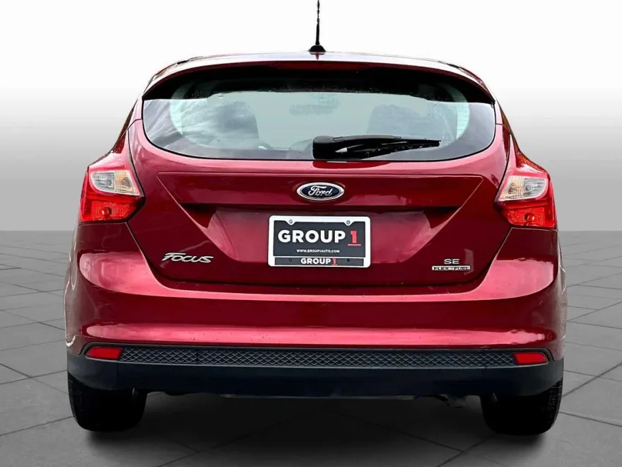 2014 Ford Focus SE photo 1