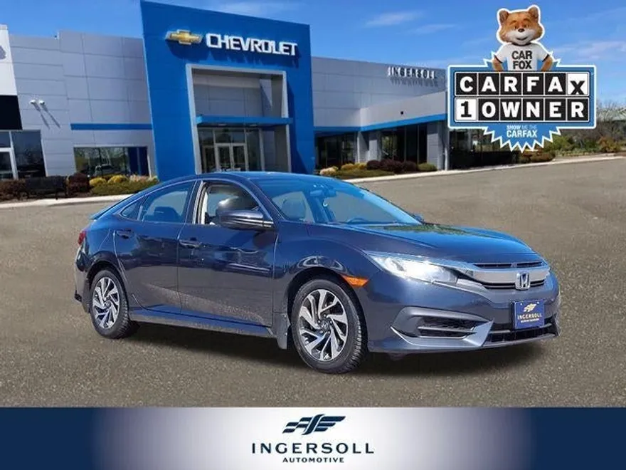 2017 Honda Civic EX photo 1