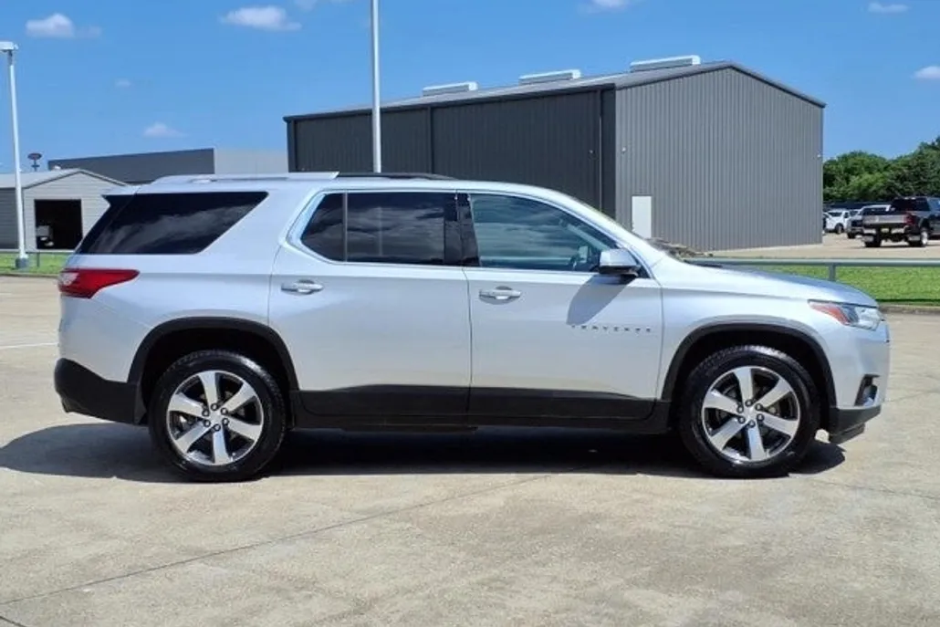 2018 Chevrolet Traverse Leather photo 1