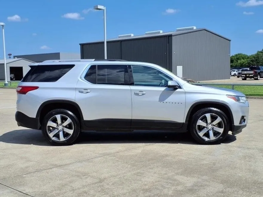 2018 Chevrolet Traverse Leather photo 1