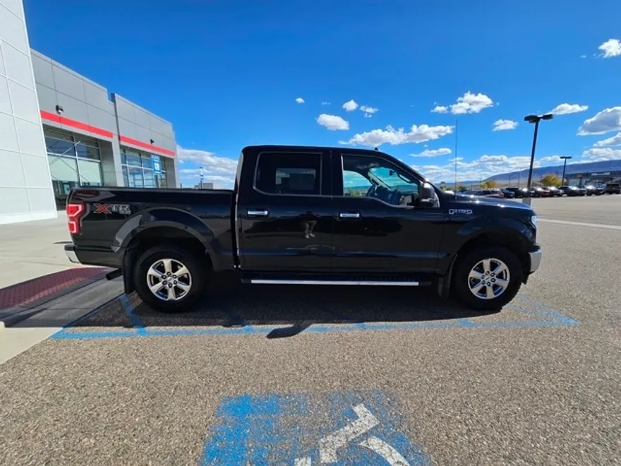 2019 Ford F-150 XLT photo 1