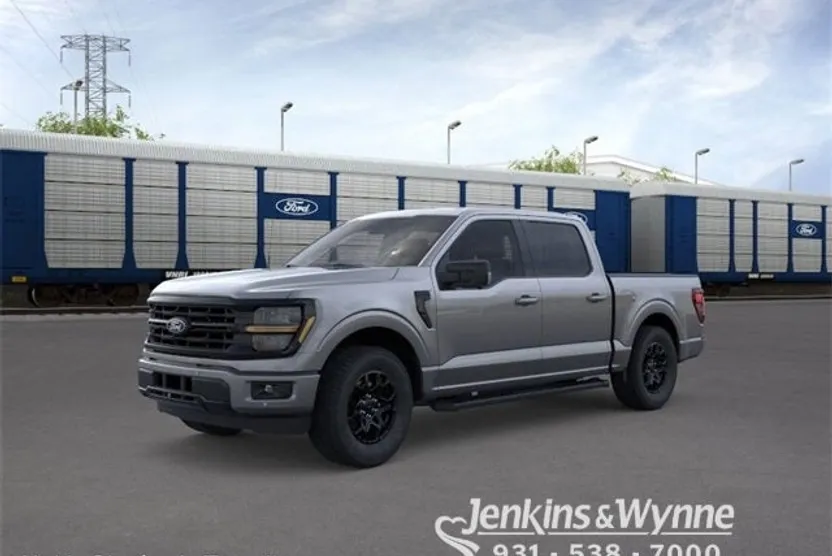 2025 Ford F-150 XLT photo 1