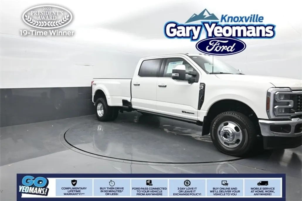 2025 Ford F-350 Lariat photo 1