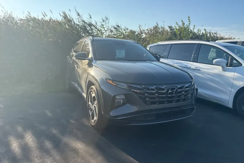 2022 Hyundai Tucson Hybrid Limited photo 1