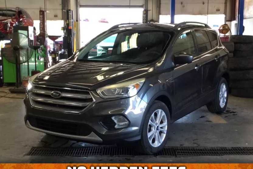 2017 Ford Escape SE photo 1