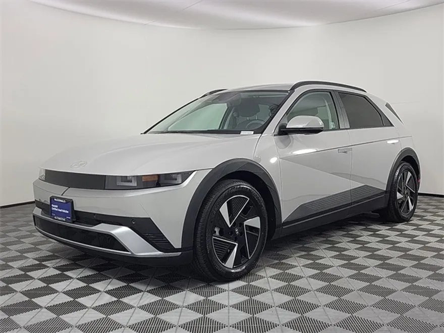 2025 Hyundai Ioniq 5 SEL photo 1