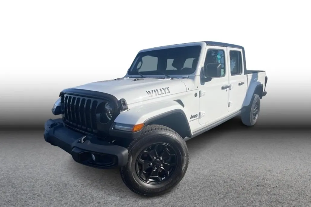 2021 Jeep Gladiator Willys Sport photo 1