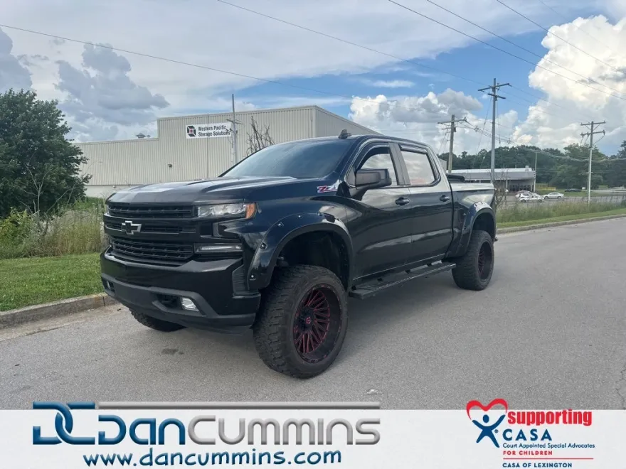 2020 Chevrolet Silverado 1500 RST photo 1