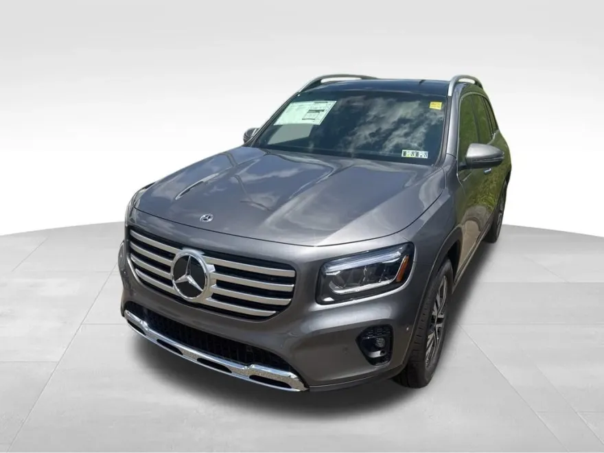 2025 Mercedes Benz GLB 250 4MATIC photo 1