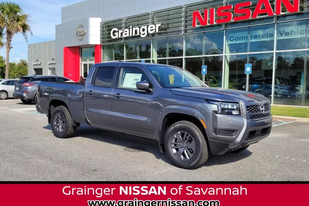 2026 Nissan Frontier SV photo 1