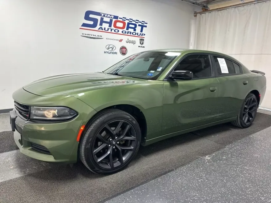 2021 Dodge Charger SXT photo 1