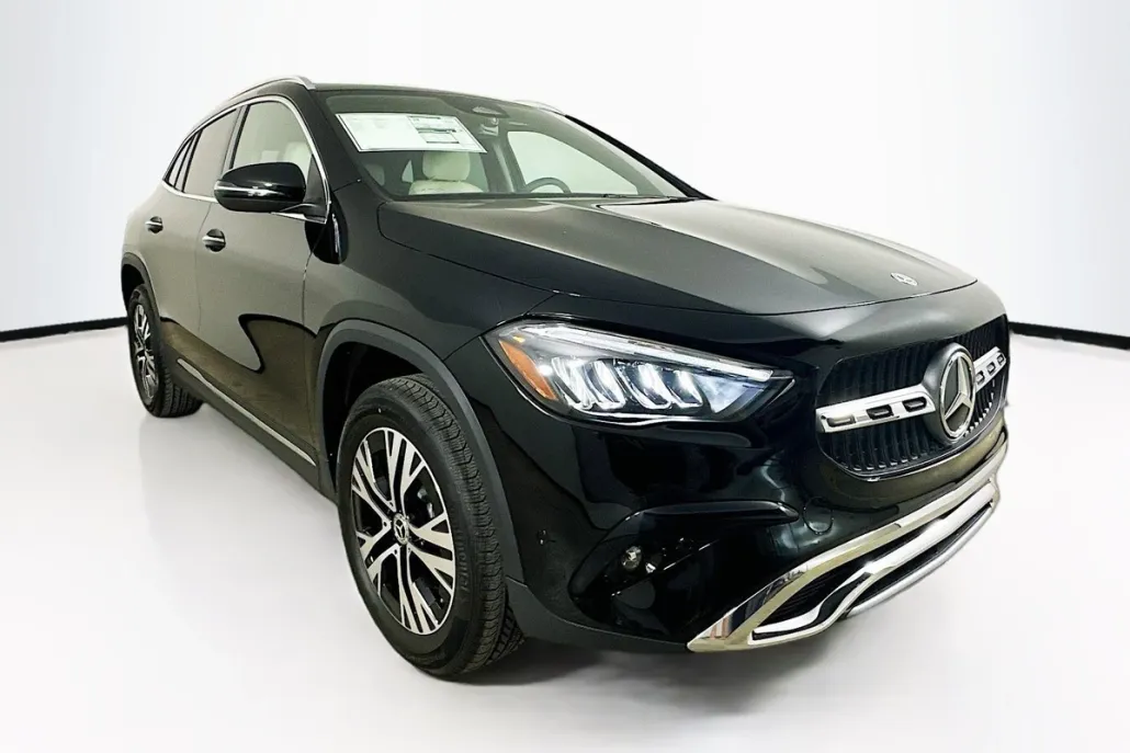 2026 Mercedes Benz GLA 250 4MATIC photo 1