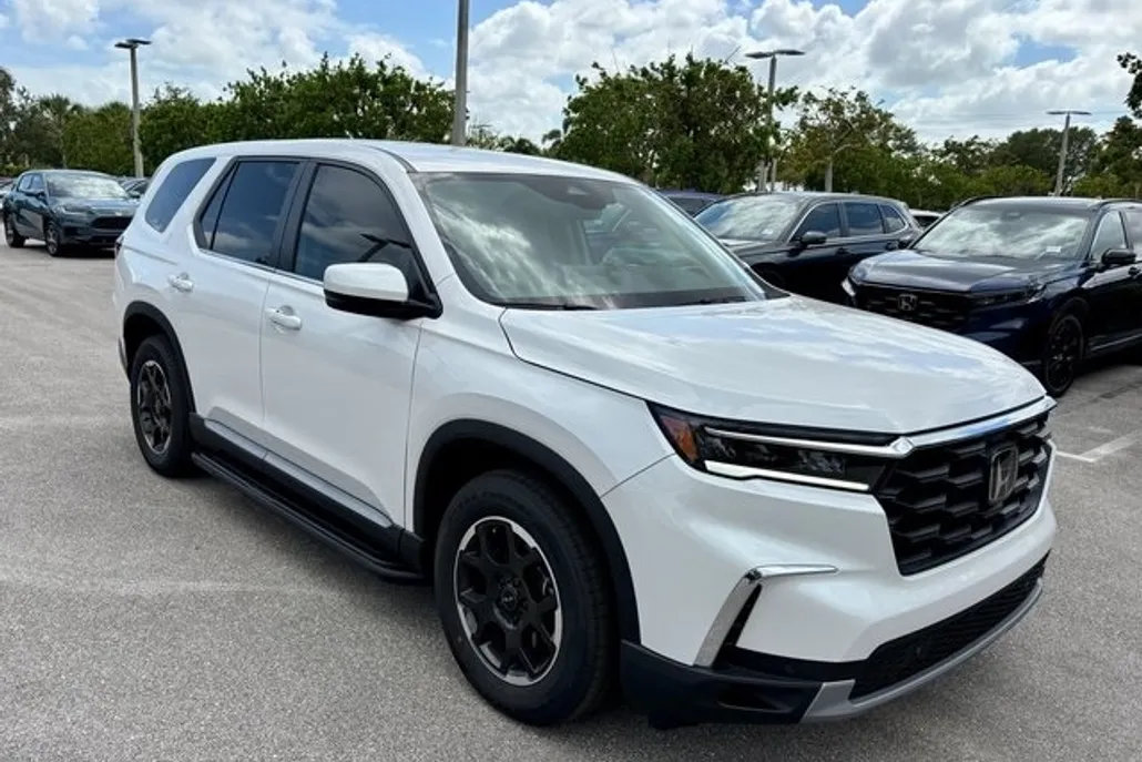 2025 Honda Pilot EX-L photo 1