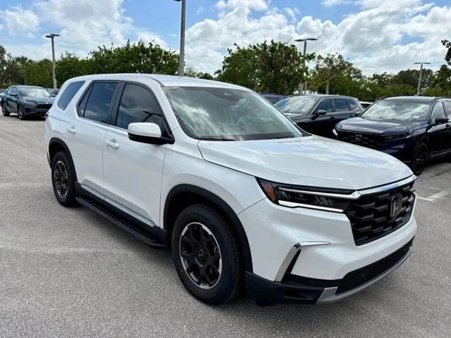 2025 Honda Pilot EX-L photo 1