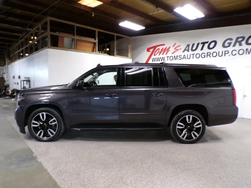 2018 Chevrolet Suburban Premier photo 1