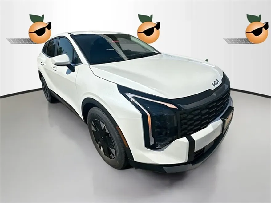 2026 Kia Sportage Hybrid LX photo 1