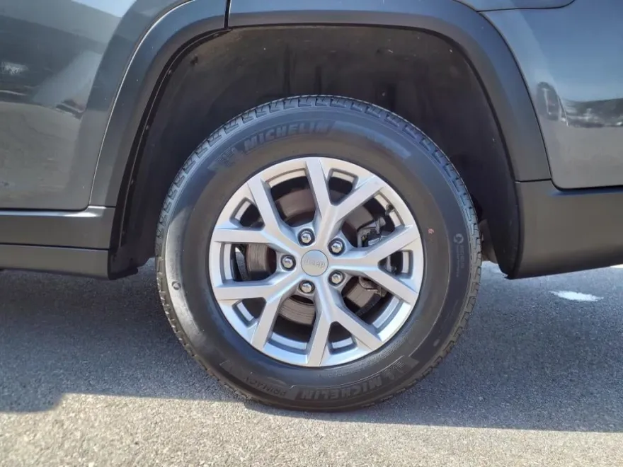 2021 Jeep Grand Cherokee Limited photo 1