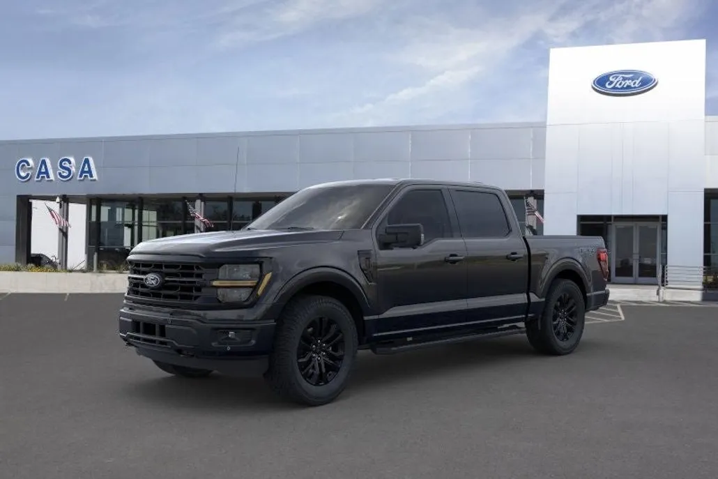 2025 Ford F-150 XLT photo 1