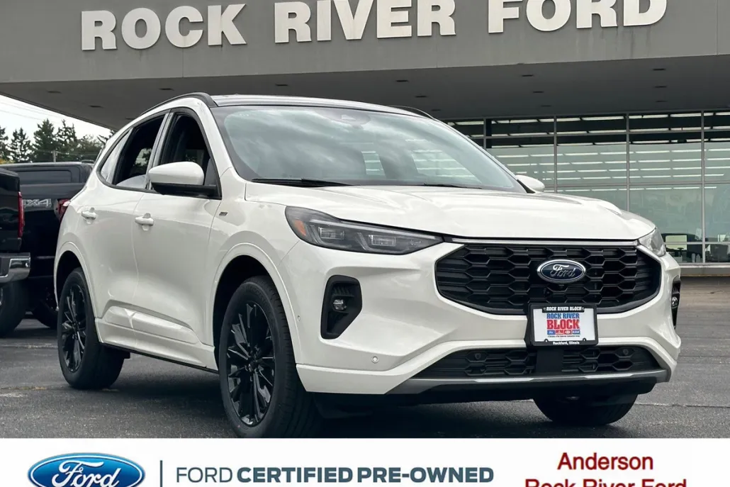 2024 Ford Escape ST-Line Elite photo 1