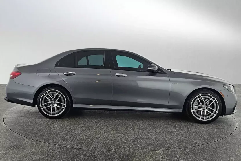 2022 Mercedes Benz E AMG 53 4MATIC photo 1
