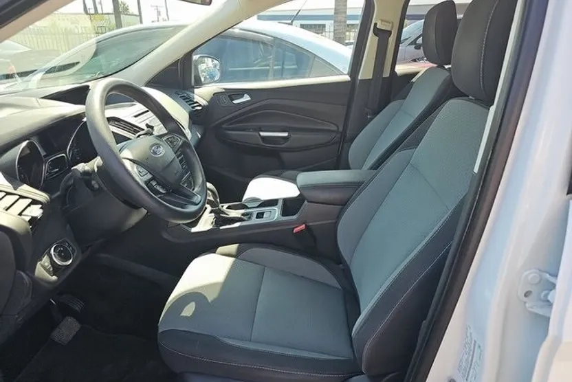 2018 Ford Escape SE photo 1