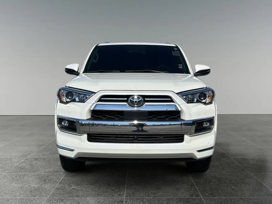 2022 Toyota 4Runner Limited photo 1
