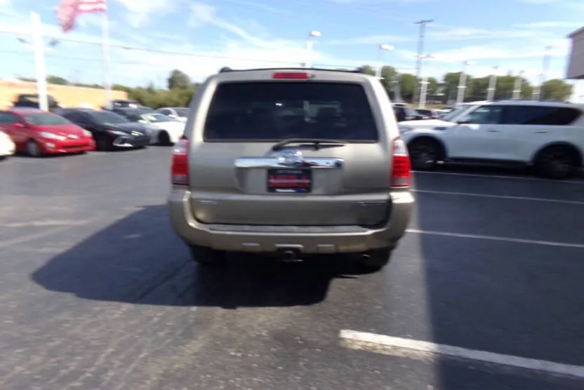 2008 Toyota 4Runner SR5 photo 1