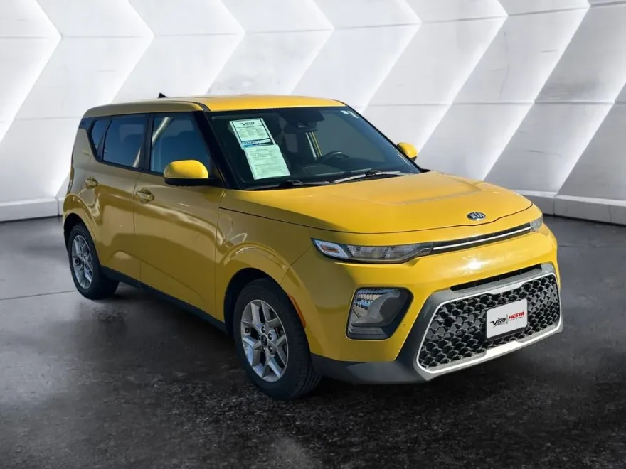 2020 Kia Soul S photo 1