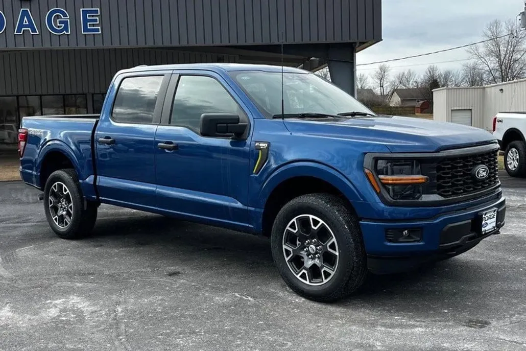 2025 Ford F-150 STX photo 1