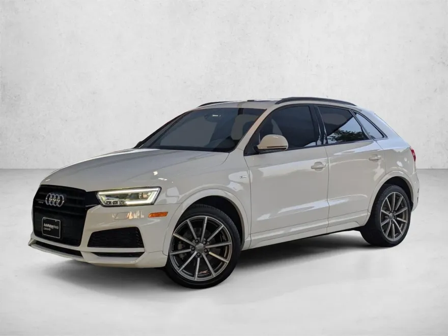 2018 Audi Q3 Premium photo 1