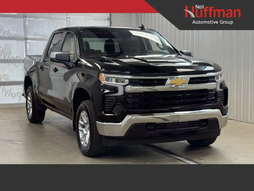 2025 Chevrolet Silverado 1500 LT photo 1