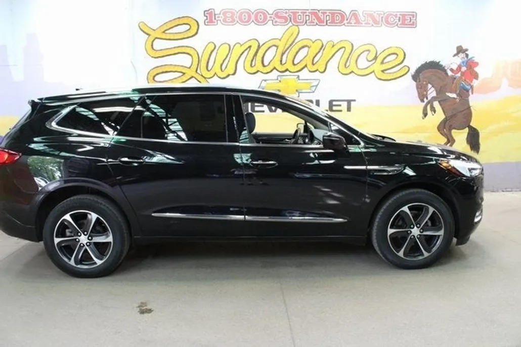 2021 Buick Enclave Essence photo 1