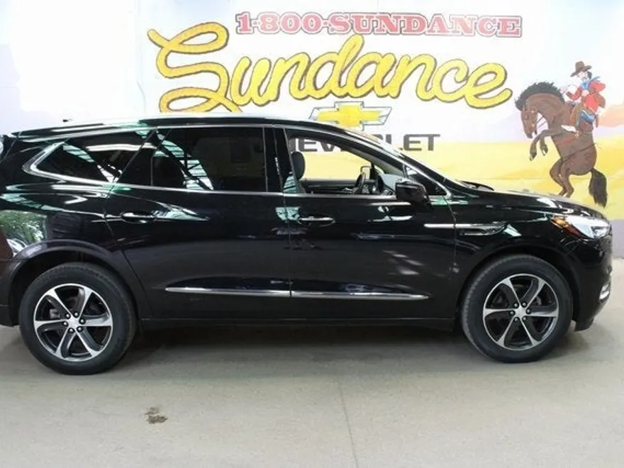 2021 Buick Enclave Essence photo 1