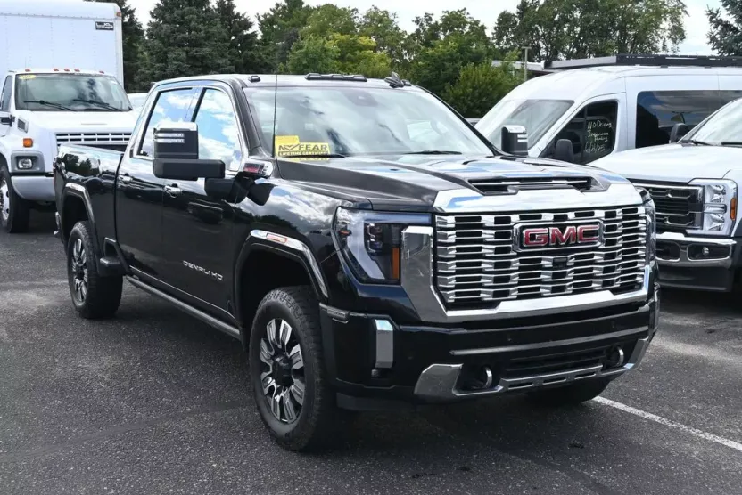 2024 Gmc Sierra 2500 HD Denali photo 1