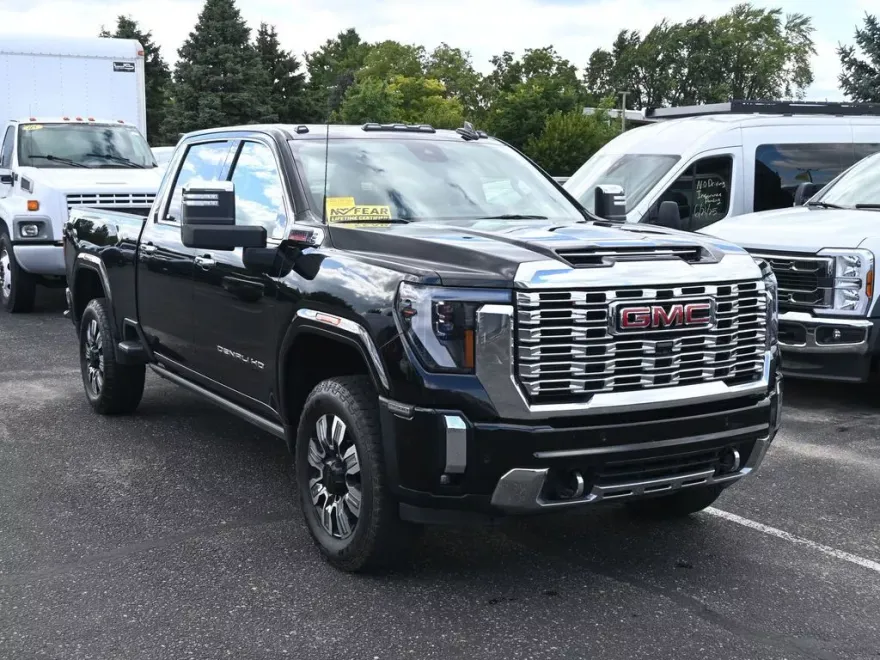2024 Gmc Sierra 2500 HD Denali photo 1