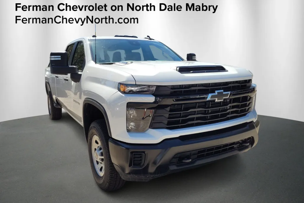 2025 Chevrolet Silverado 2500HD photo 1