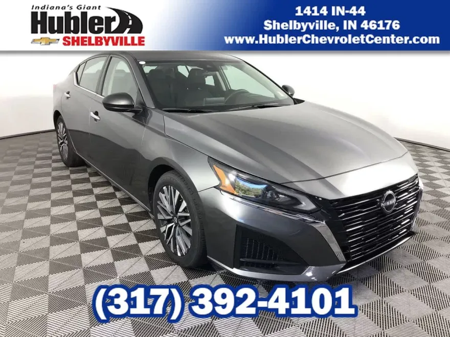 2024 Nissan Altima 2.5 SV photo 1
