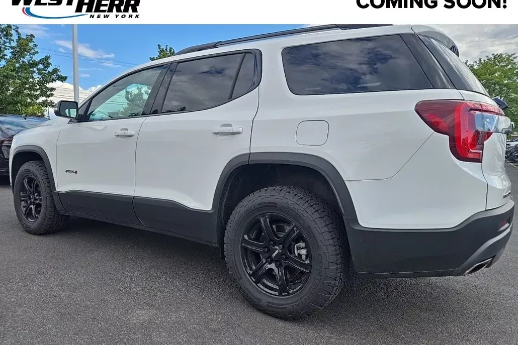 2023 Gmc Acadia AT4 photo 1