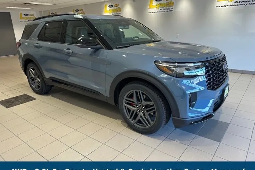 2025 Ford Explorer ST photo 1
