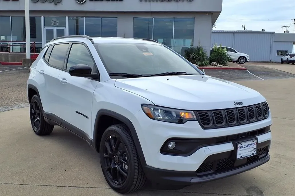 2026 Jeep Compass Latitude photo 1