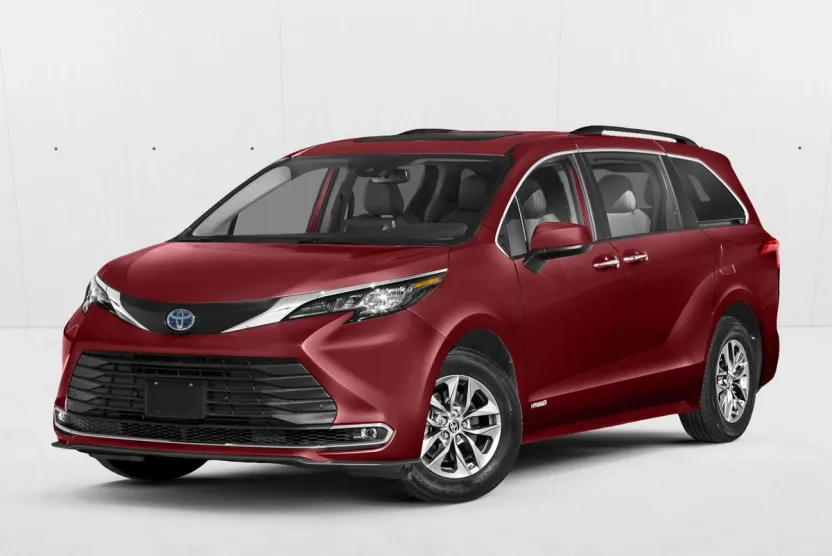 2023 Toyota Sienna XLE photo 1