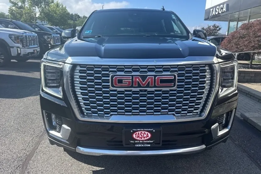 2023 Gmc Yukon XL Denali photo 1