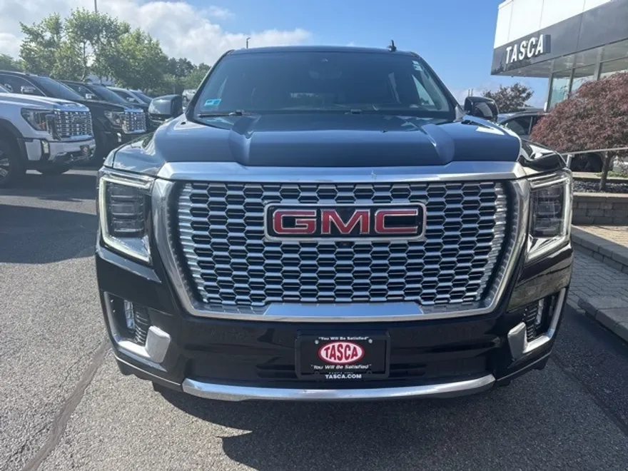 2023 Gmc Yukon XL Denali photo 1